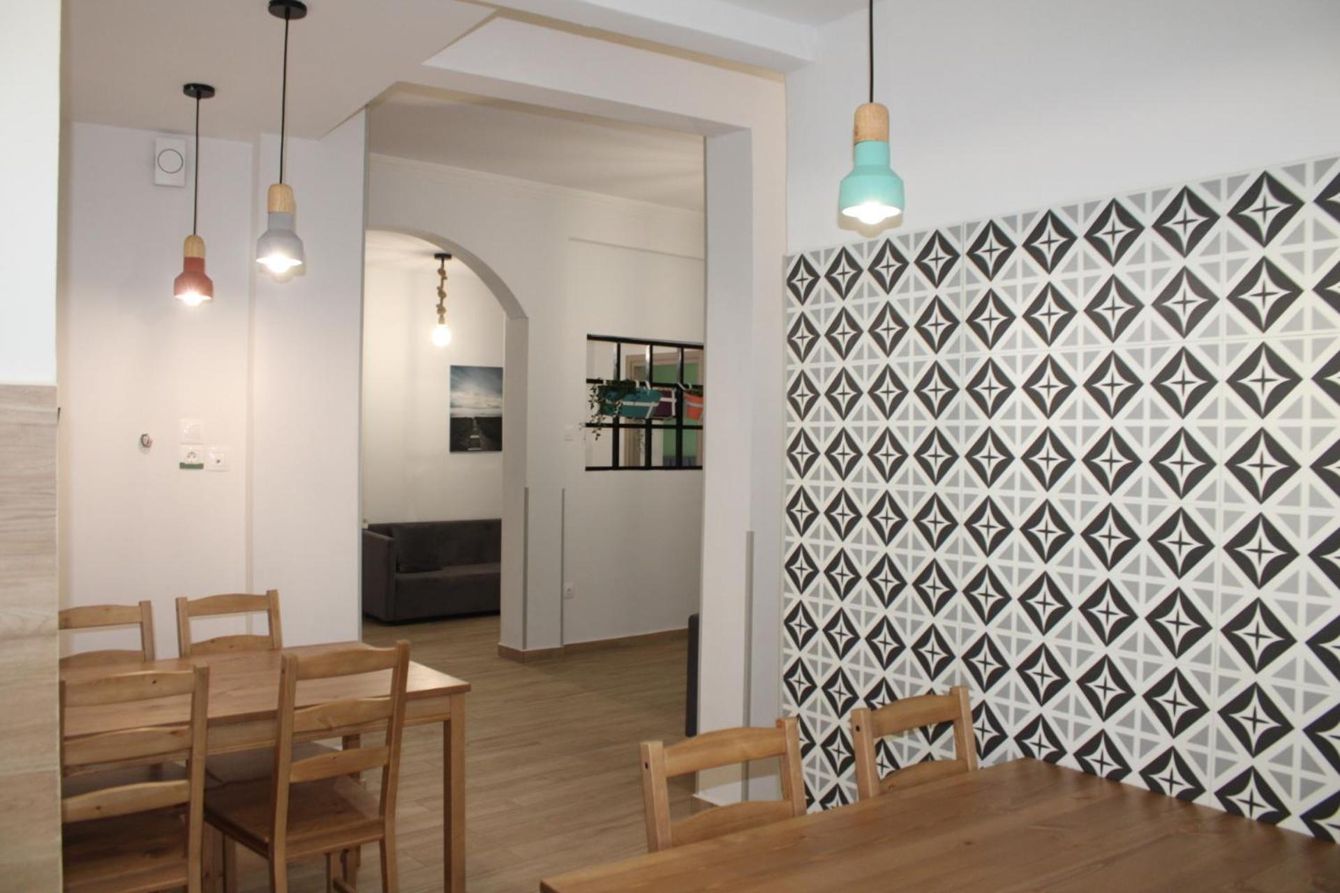Athens City Themis 16 Luaran gambar