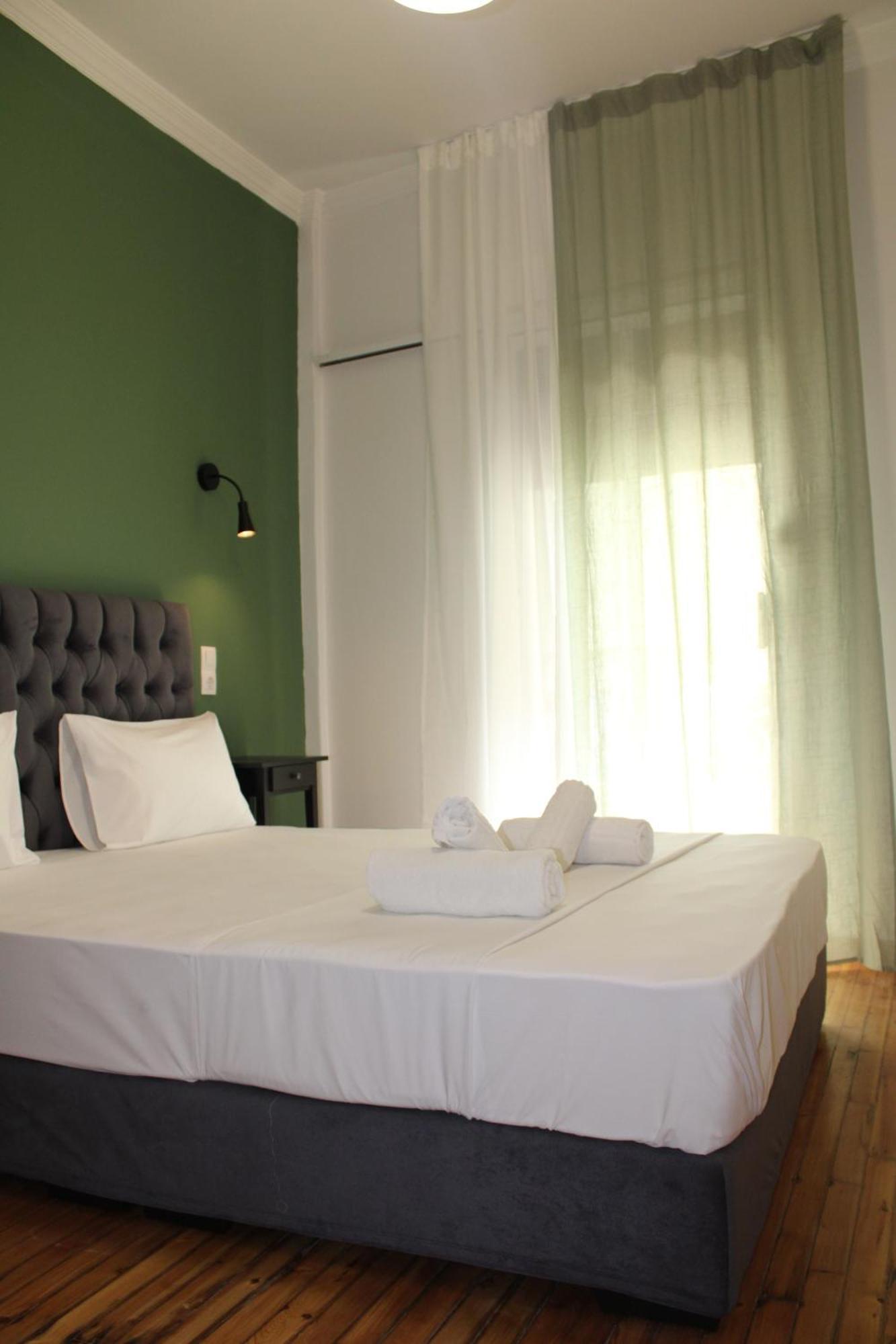 Athens City Themis 16 Luaran gambar